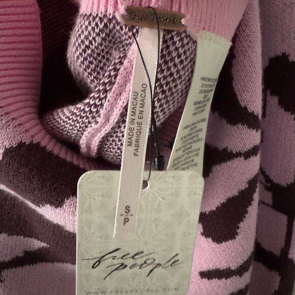 Free People Kaia Swit Shorts in Bright Lilac Combo Pink Floral Knit Micro Short - Picture 9 of 10